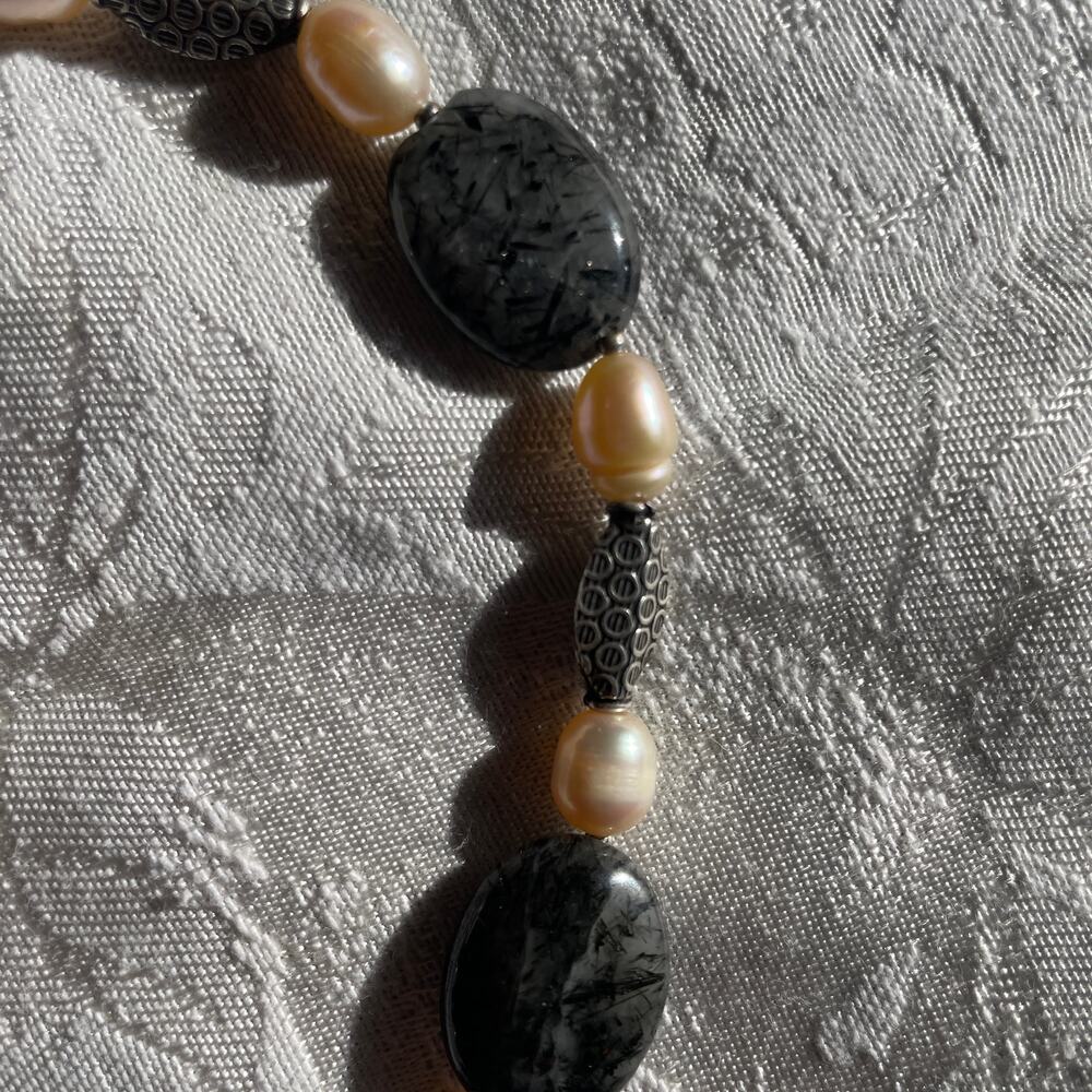 Quartz and Pearl Necklace 100 g 20" - Picture 4 of 5